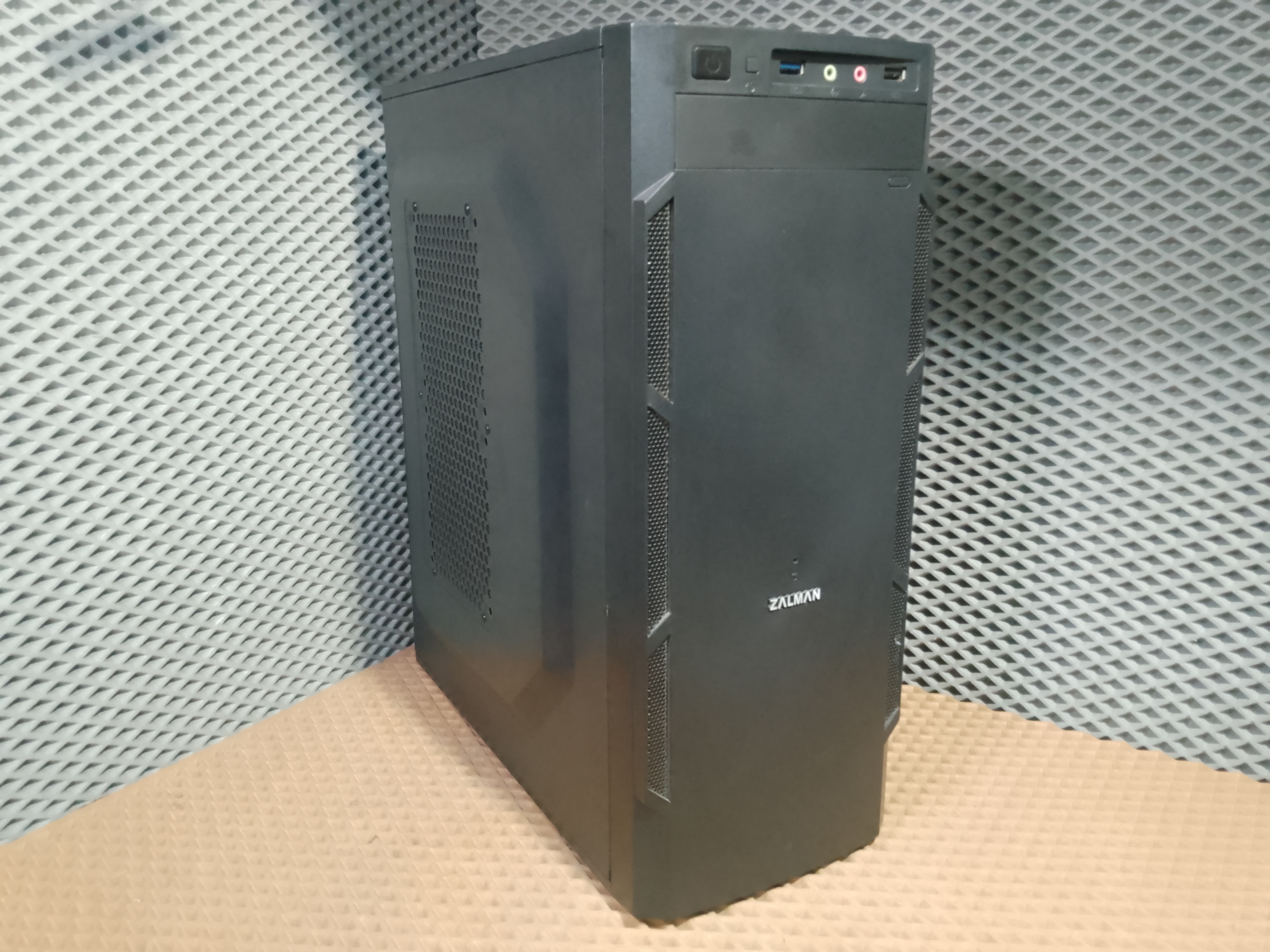 Системный блок Intel Core i7-3770 / 16GB / GTX 550 Ti / SSD 256GB
