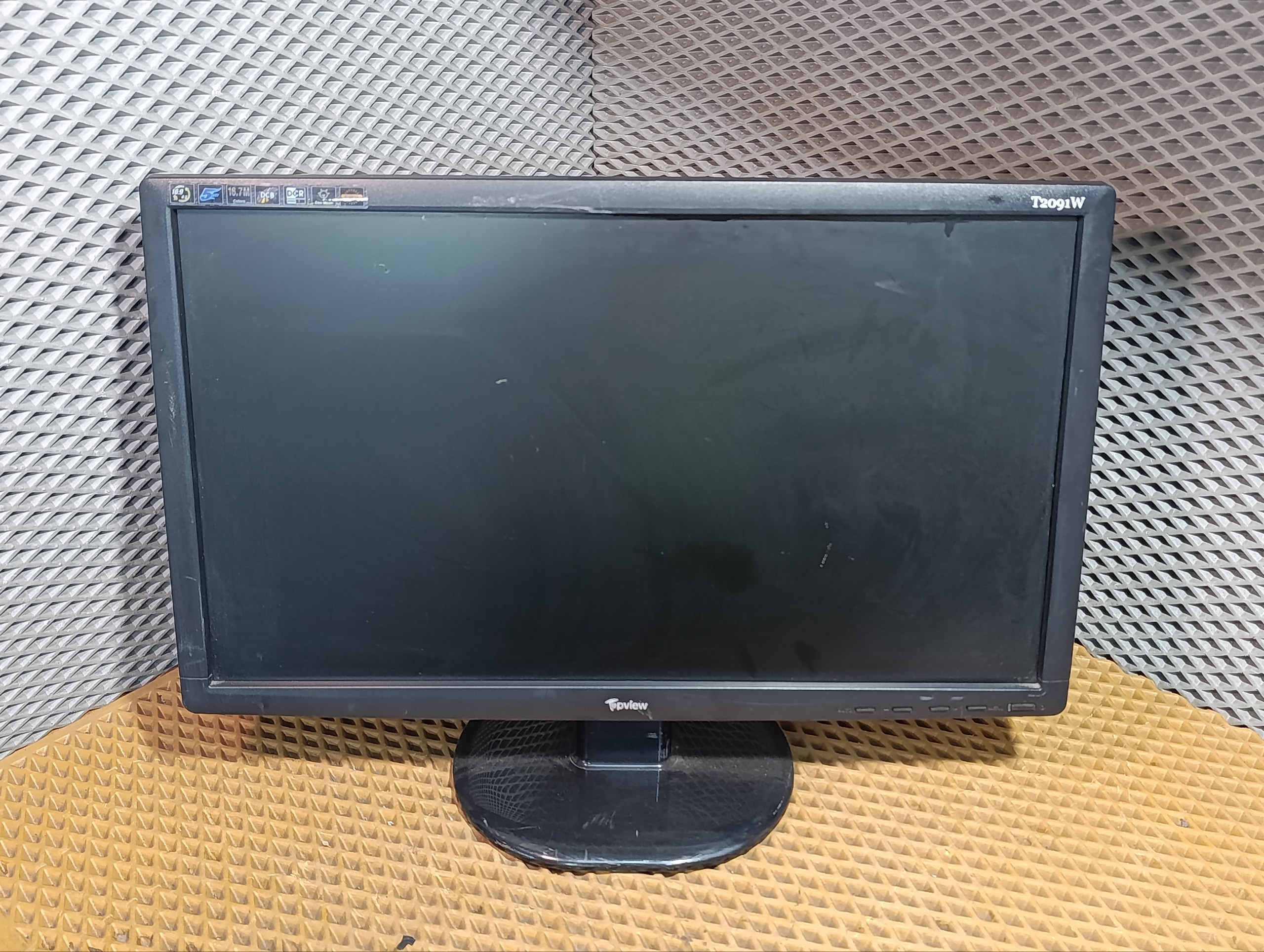 Монитор LG Flatron W1943SE-PF