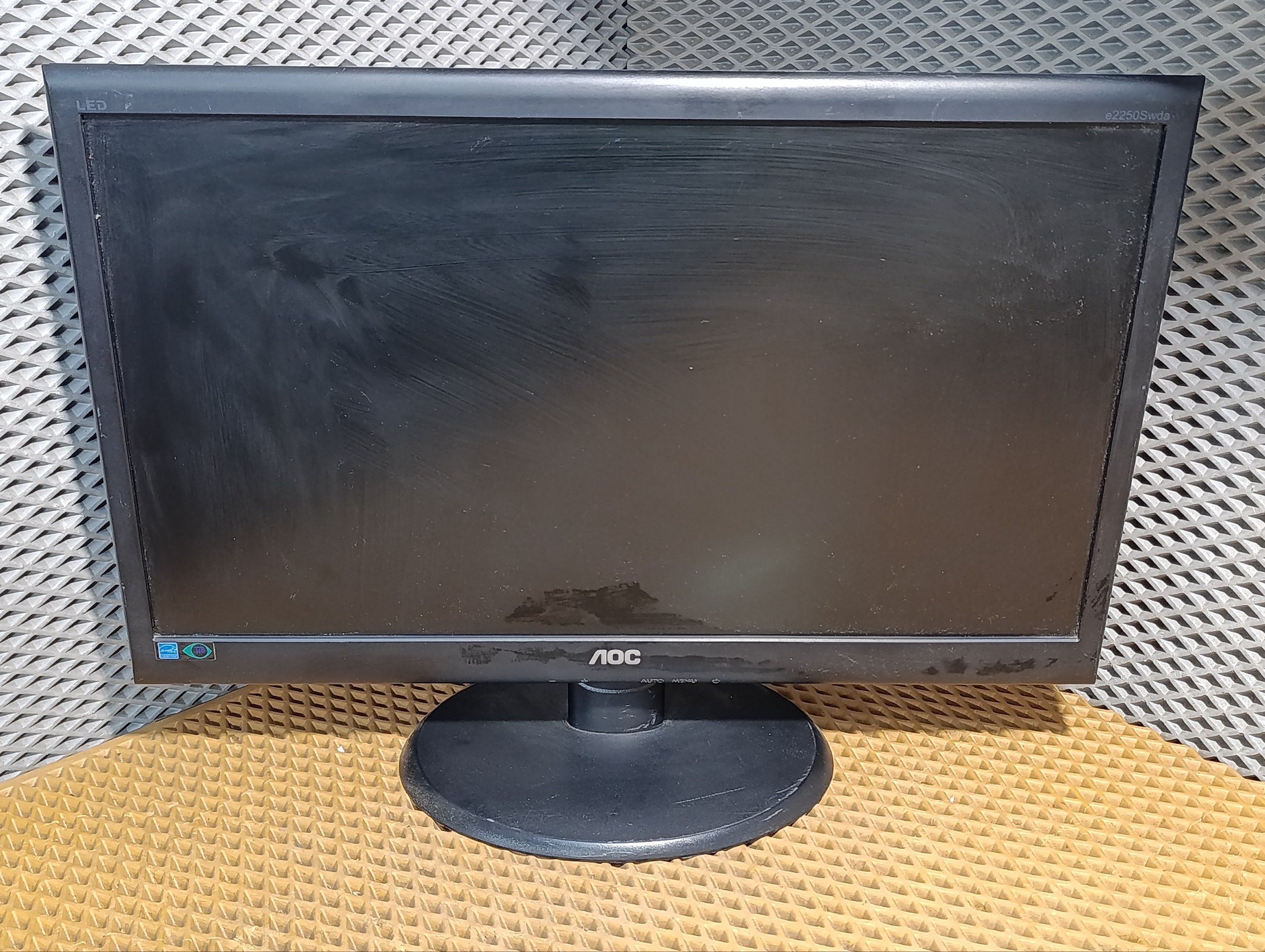 Монитор AOC e2250Swda