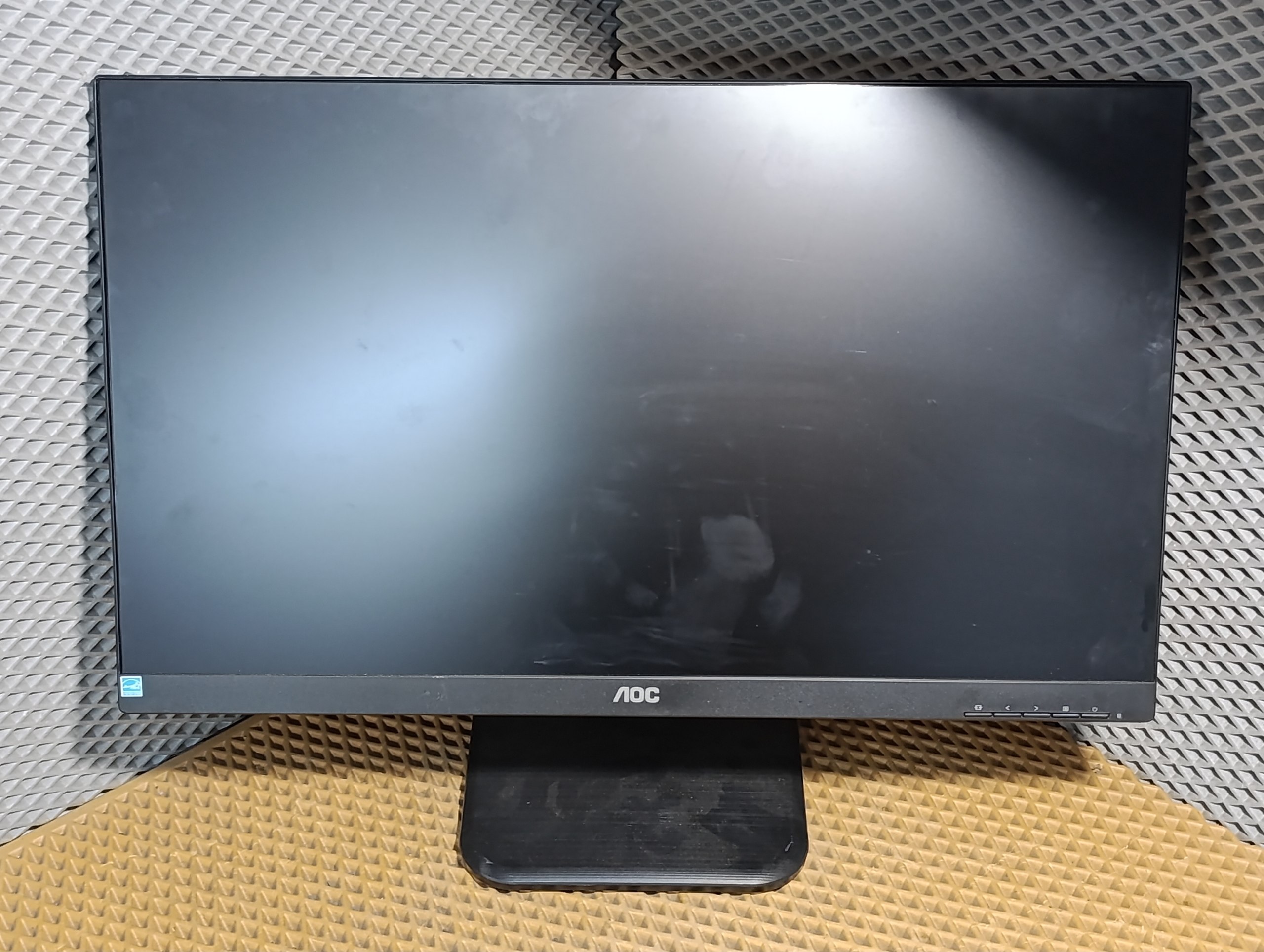 Монитор AOC 24P1