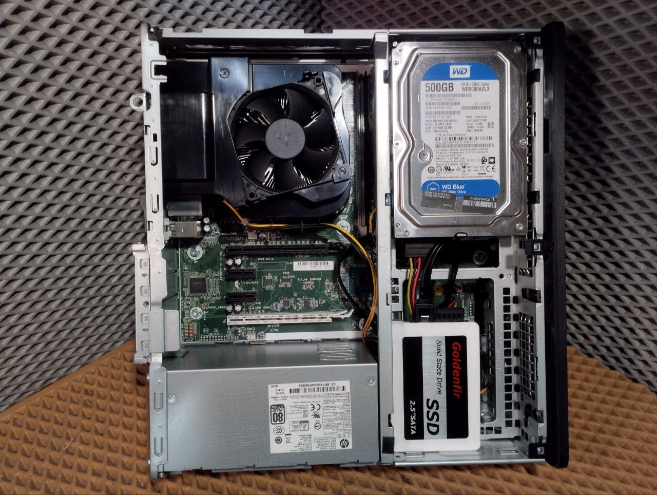 HP EliteDesk 800 G3 SFF i5/8GB/240+500GB