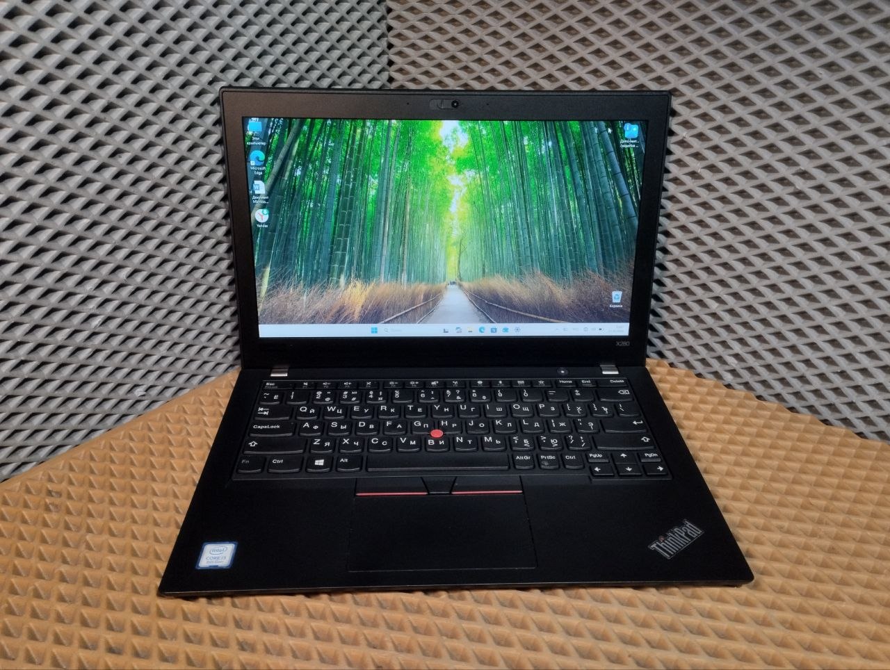 Lenovo ThinkPad X280 / Intel Core i3-8130U / 8GB / 256GB SSD